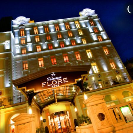 Hôtel Princesse Flore Royat Esterno foto
